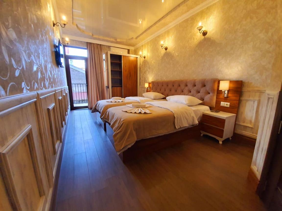 Melini Boutique Hotel Batumi Exterior foto
