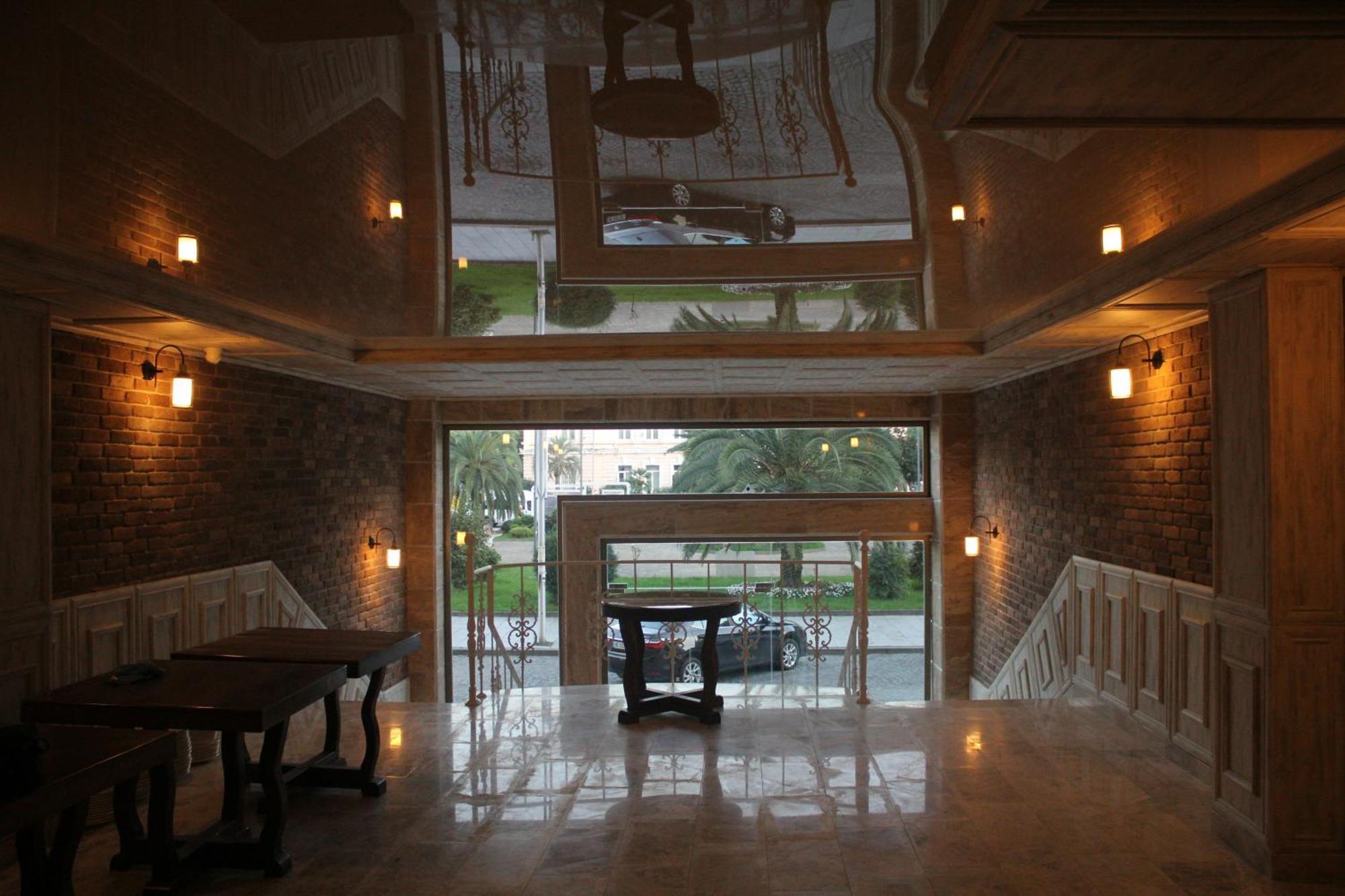 Melini Boutique Hotel Batumi Exterior foto
