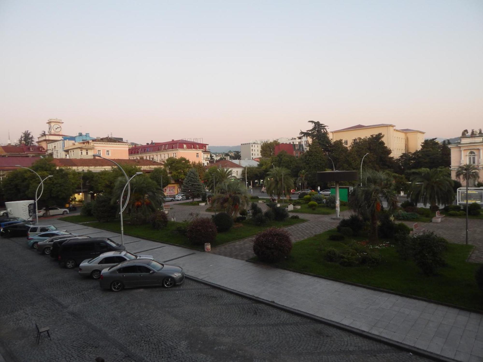 Melini Boutique Hotel Batumi Exterior foto